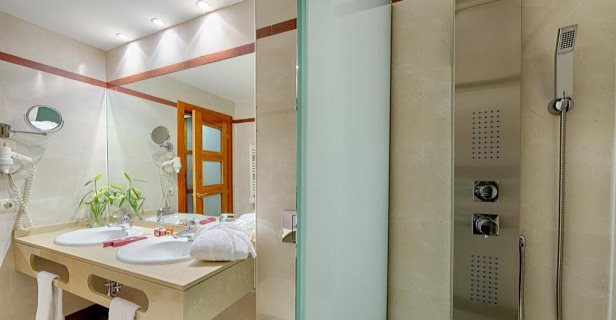 Hotel Spa Azz Peñafiel Las Claras