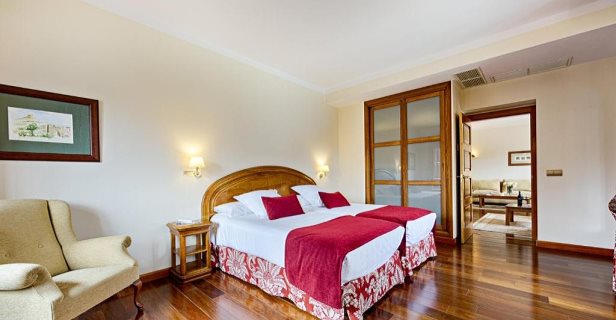 Hotel Spa Azz Peñafiel Las Claras