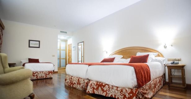 Hotel Spa Azz Peñafiel Las Claras