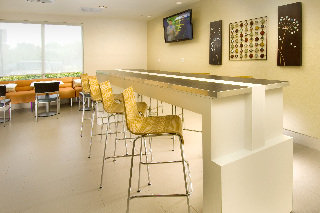 Hotel Springhill Suites By Marriott Miami Airport South