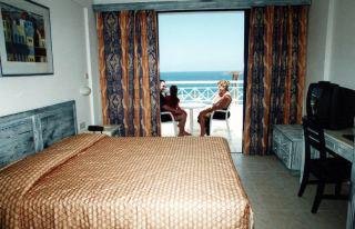 Hotel St George Spa & Golf Beach Resort