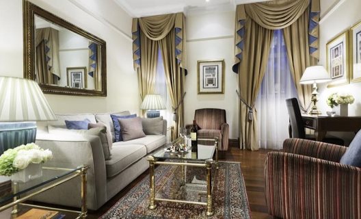 Hotel St. James Court London