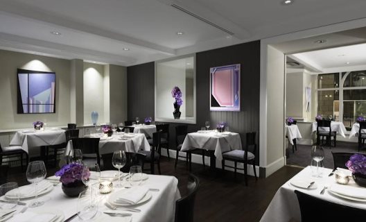 Hotel St. James Court London
