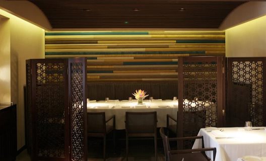 Hotel St. James Court London