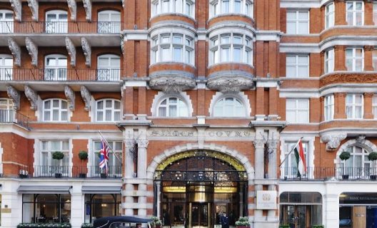 Hotel St. James Court London