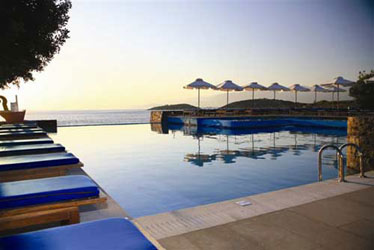 Hotel St. Nicolas Bay Resort
