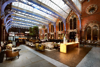 Hotel St Pancras Renaissance London