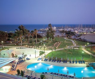 Hotel St Raphael Resort