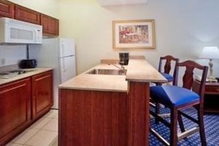 Hotel Staybridge Suites Historic Savannah