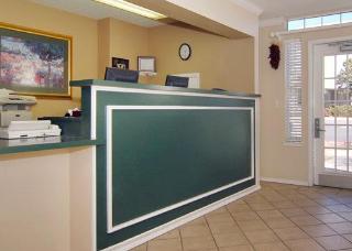 Hotel Suburban Extended Stay