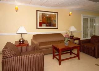 Hotel Suburban Extended Stay