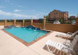 Hotel Suburban Extended Stay