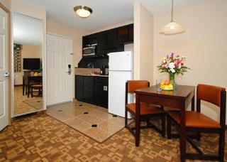 Hotel Suburban Extended Stay