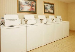 Hotel Suburban Extended Stay
