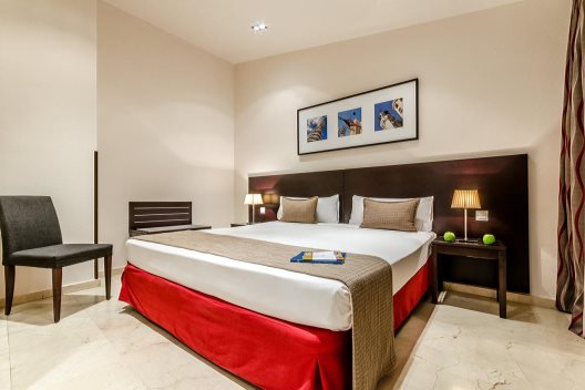 Hotel Suites 33