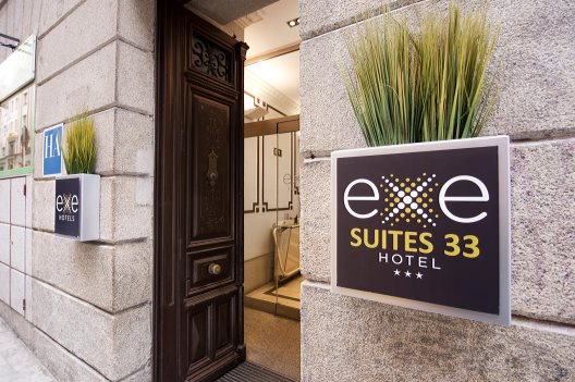 Hotel Suites 33