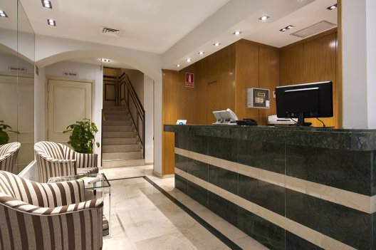 Hotel Suites 33