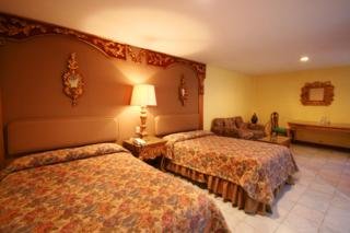 Hotel Suites Country Club