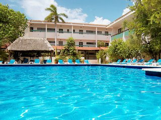 Hotel & Suites Qbay