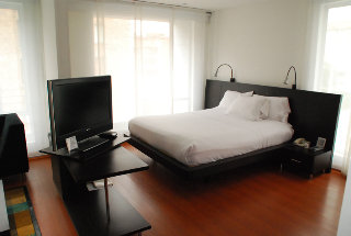 Hotel Suites Richmond Suites