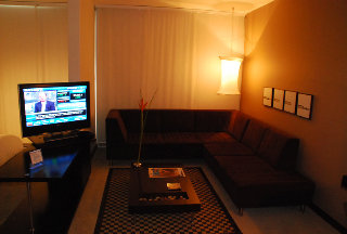 Hotel Suites Richmond Suites