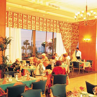 Hotel Sun Hall