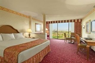 Hotel Suncoast And Casino