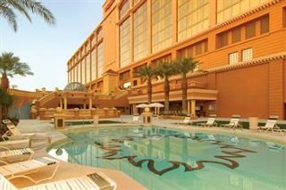 Hotel Suncoast And Casino