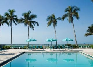 Hotel Sundial Beach & Golf Resort