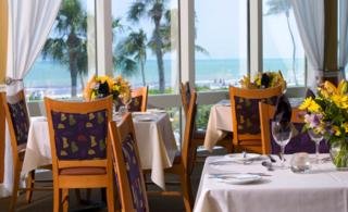 Hotel Sundial Beach & Golf Resort