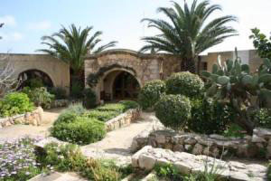 Hotel Ta'cenc