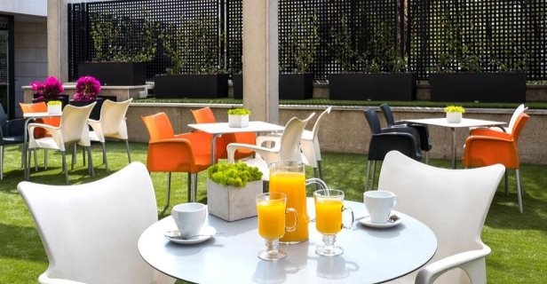 Hotel Tach Madrid Airport