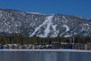 Hotel Tahoe Lakeshore Lodge & Spa