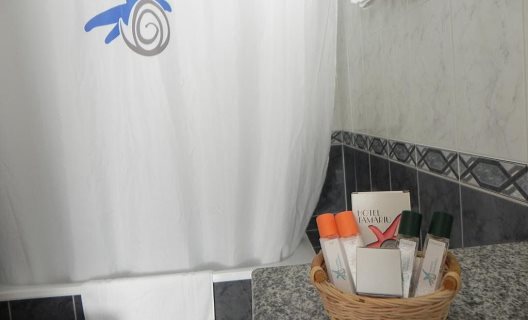Hotel Tamariu