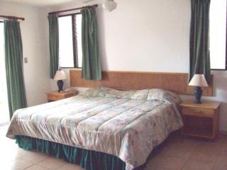 Hotel Tambora Beach Suites