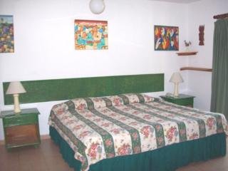Hotel Tambora Beach Suites