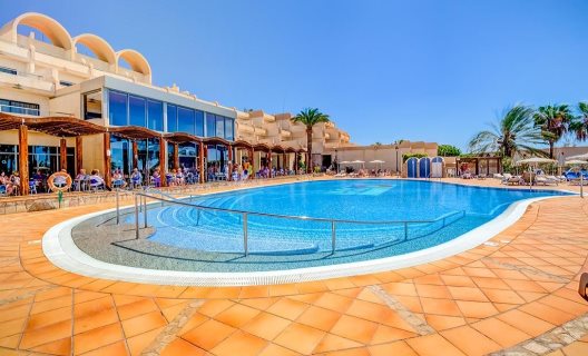 Hotel Taro Beach