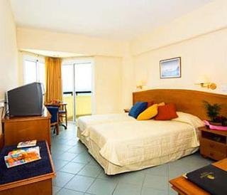 Hotel Tasia Maris Sands