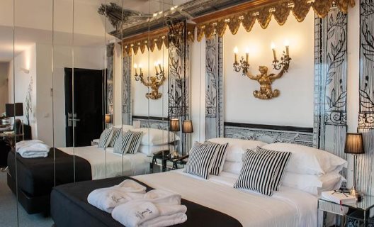 Hotel Teatro Bed & Breakfast