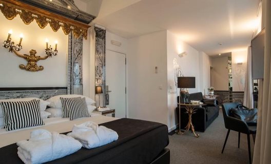 Hotel Teatro Bed & Breakfast
