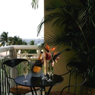 Hotel The Bentley & Beach Club