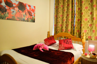 Hotel The Bridge