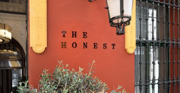 Hotel The Honest San Pedro