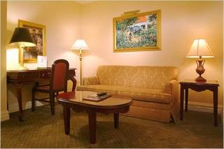 Hotel The Iberville Suites