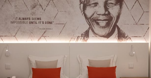 Hotel The Icons