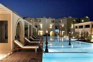 Hotel The Ixian Grand