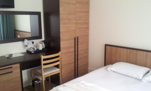 Hotel The London Pembury