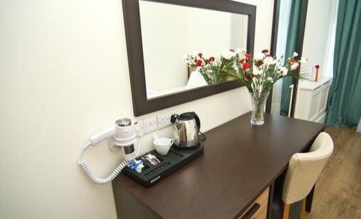 Hotel The London Pembury