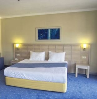 Hotel The Maxim Resort
