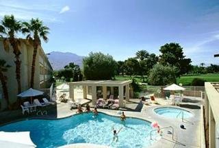 Hotel The Plaza Resort & Spa